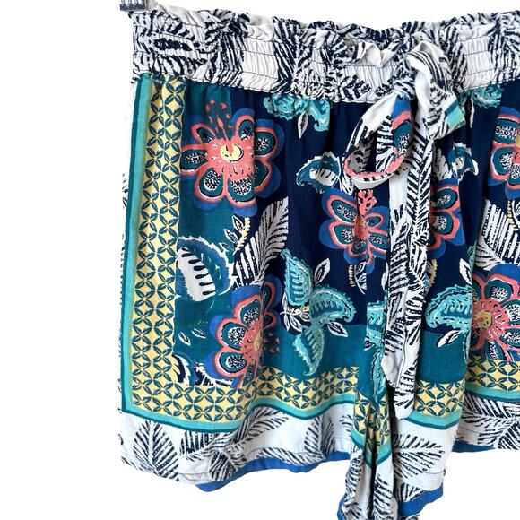 Blue‎ Rain Paperback Shorts Hawaiian Floral Rayon Blue Green Womens Size Large - Picture 3 of 9